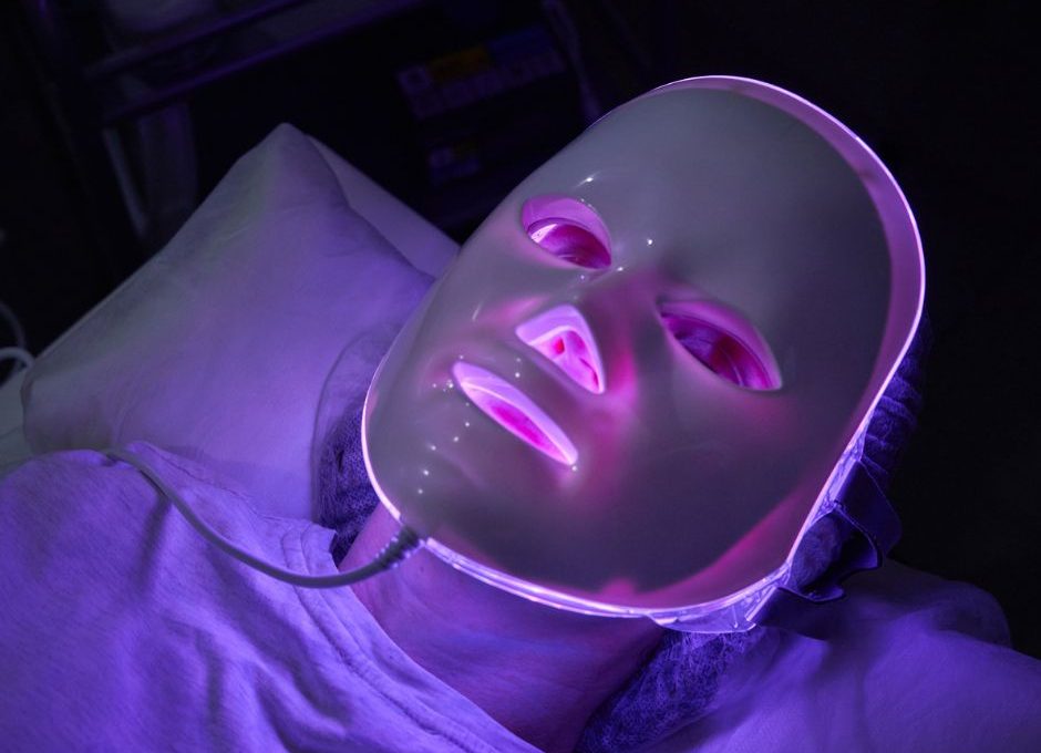 LED light mask